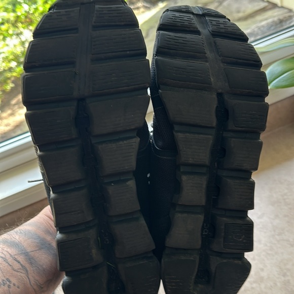 Black On Running Training Shoe - Size 12. - Picture 3 of 5